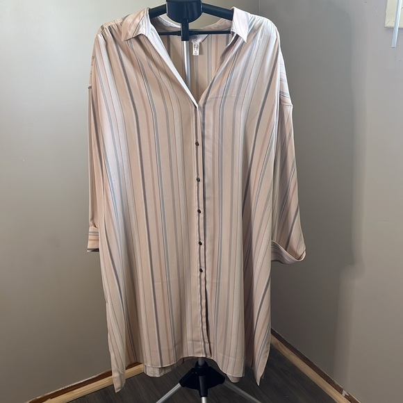 Like new- 3x Addition Elle side slit tunic top *oversized fit* - Picture 12 of 14